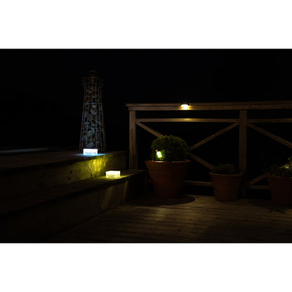 La lampada solare Cube